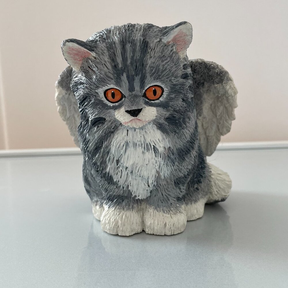 Angel Cat Resin Statue Gray Tabby 5" 1998 Cuddly Creations by Angel Originals